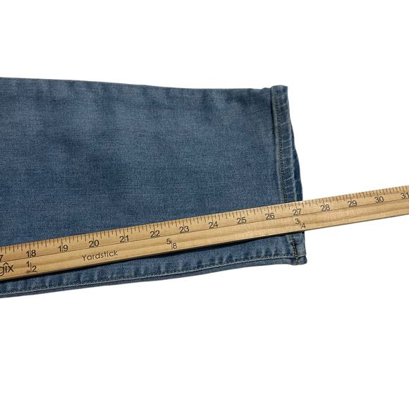 Gap Denim Womens Jeans Size 33 Girlfriend High Rise Zip Fly Light Wash Denim - Picture 11 of 11